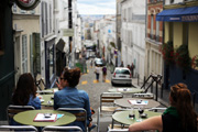 Parigi, terrasses à Montmartre, small image