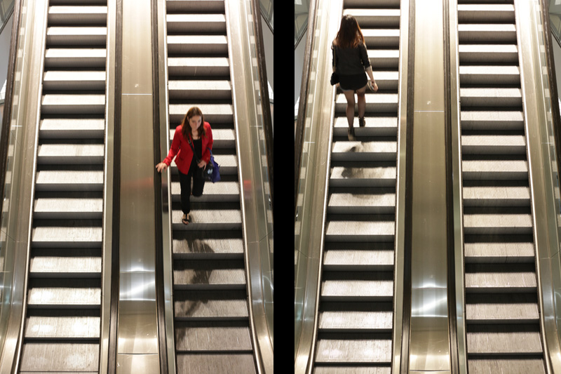 Paris - Filles dans le mtro