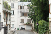Parigi quartiere buttes chaumont small