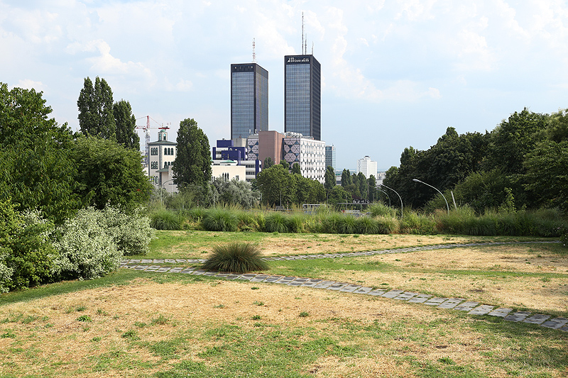 Paris jardins pendant l't