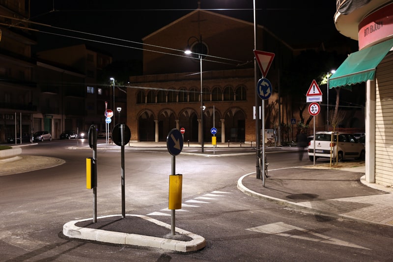 rimini d'inverno di notte