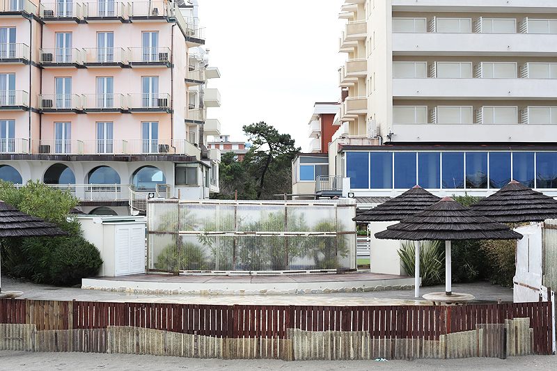 fotografia architettura contemporanea alberghi chisi cervia inverno