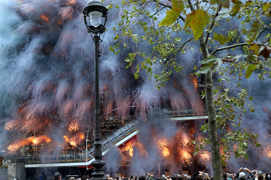 centre pompidous fireworks