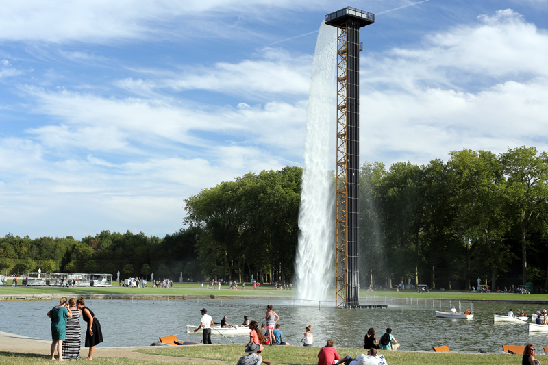 Paris - Versailles falls