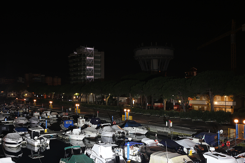 lignano marina punta faro notte