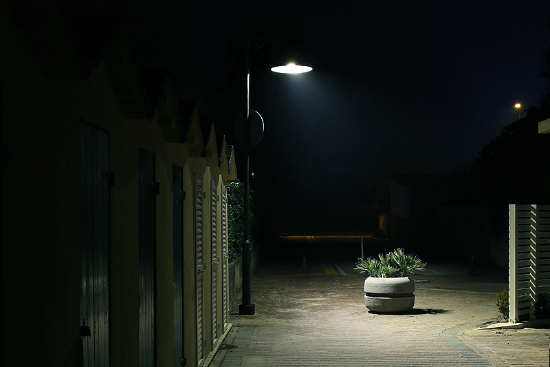 riccione di notte in inverno fotografia notturna contemporanea