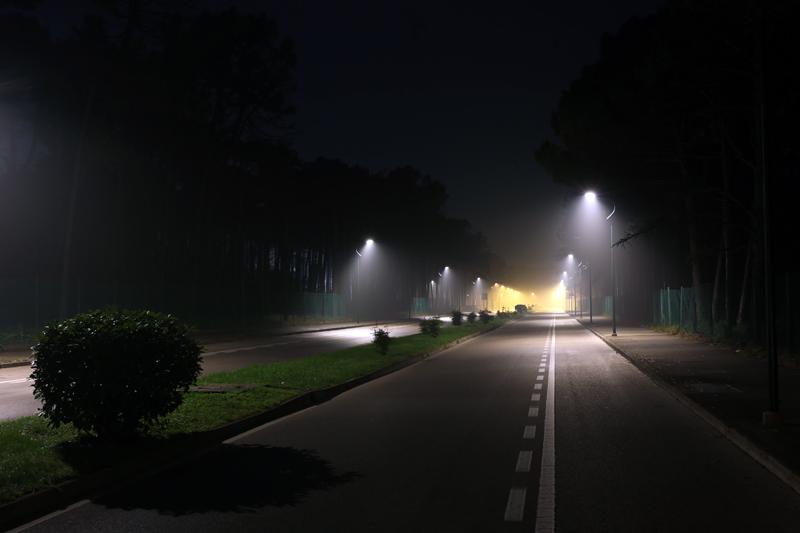 Lignano Pinenta mare d'inverno - viale notturno