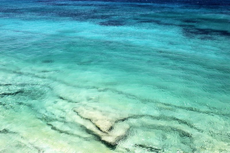 Cyclades, transparent sea