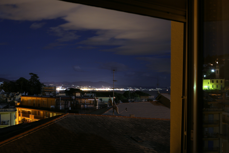 panorama notturno di arenzano