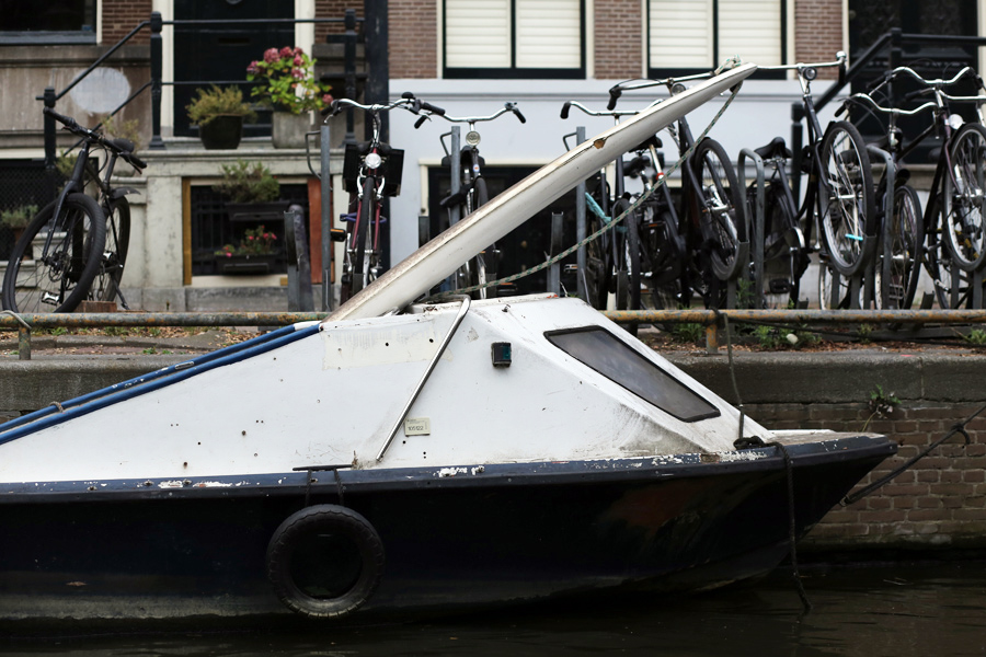 amsterdam small boat on the canal