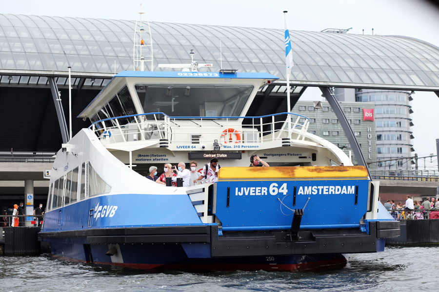 amsterdam ijveer 64 boat