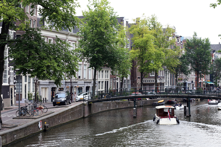 amsterdam small party boat on the canal