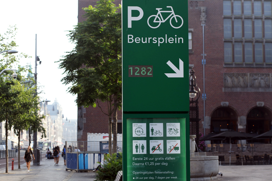 amsterdam bike parking
