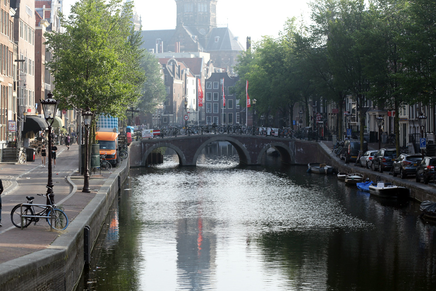 amsterdam like paris canal saint martin