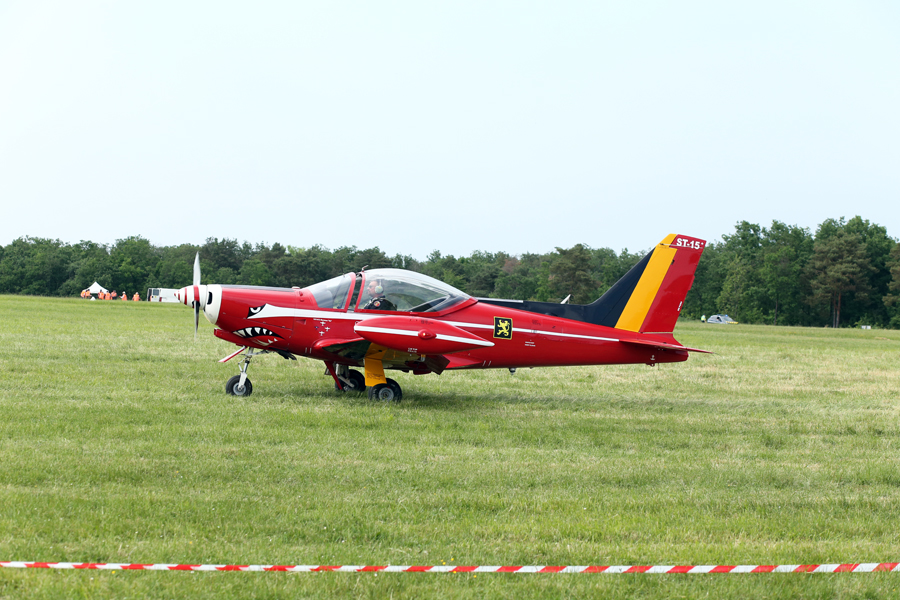 Ferté Alais, Siai Marchetti SF-260 | Red Devils Display Team (Belgique)