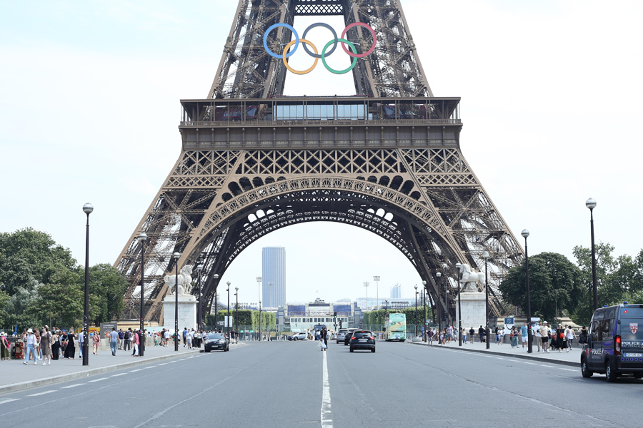 olimpiadi di parigi 2024 tour eiffel
