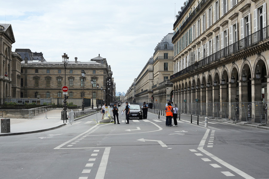 jo de paris 2024 vip louvre party rue rivoli