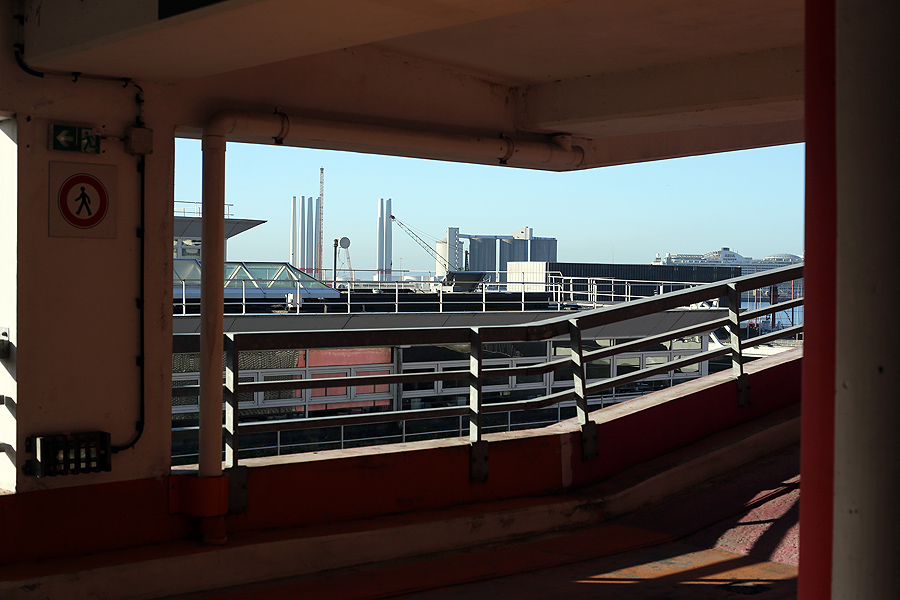 Le Havre vu d’en haut, photographie contemporaine d’un skyline industriel entre architecture portuaire et paysage urbain