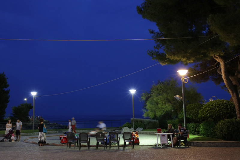 liguria, riviera di ponente, lungomare ora blu