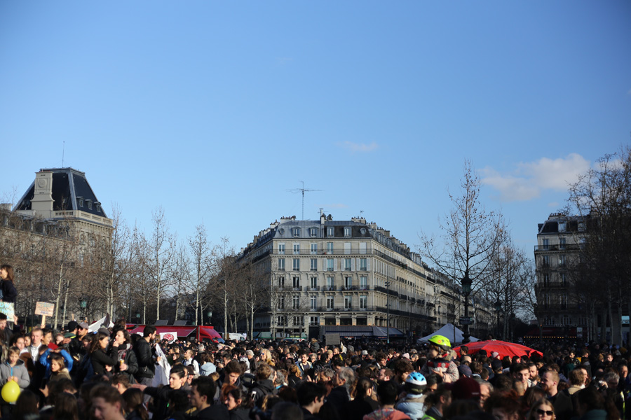 manifestazioni parigi clima riscaldamento globale