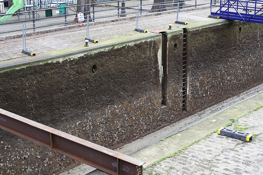 Les écluses du canal Saint-Martin qui régulent le passage des bateaux
