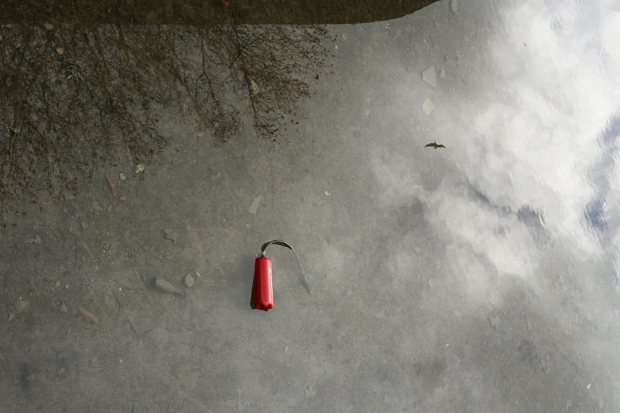 Rouge Canal Saint-Martin, Paris