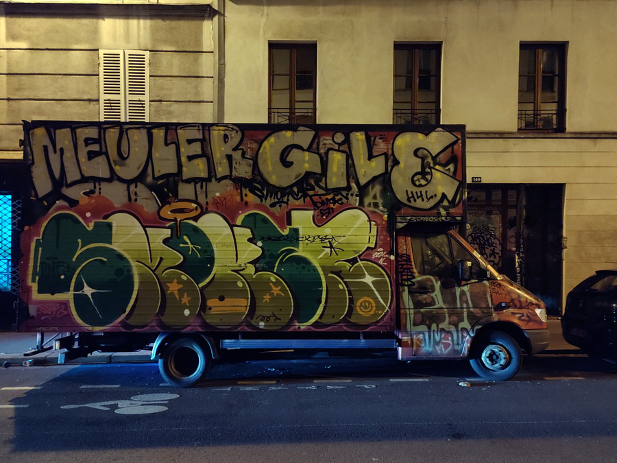 paris graffiti van meuler gile van tags street art