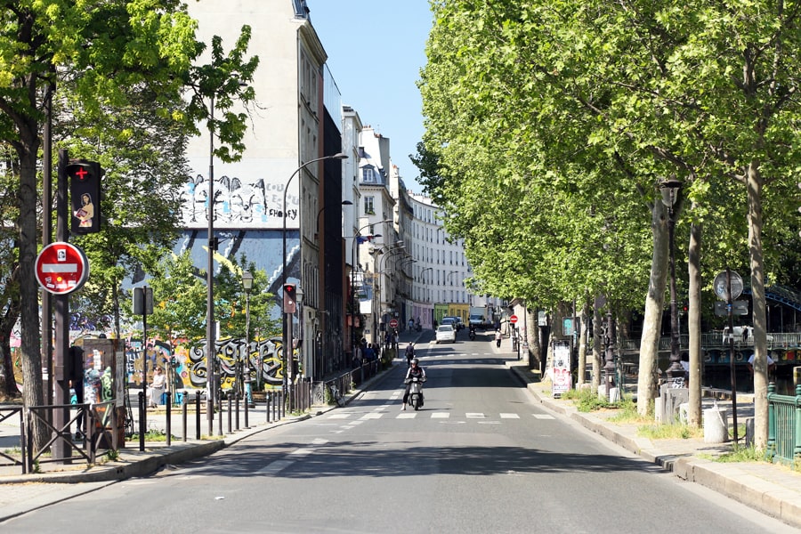 paris street art graffiti canal saint martin