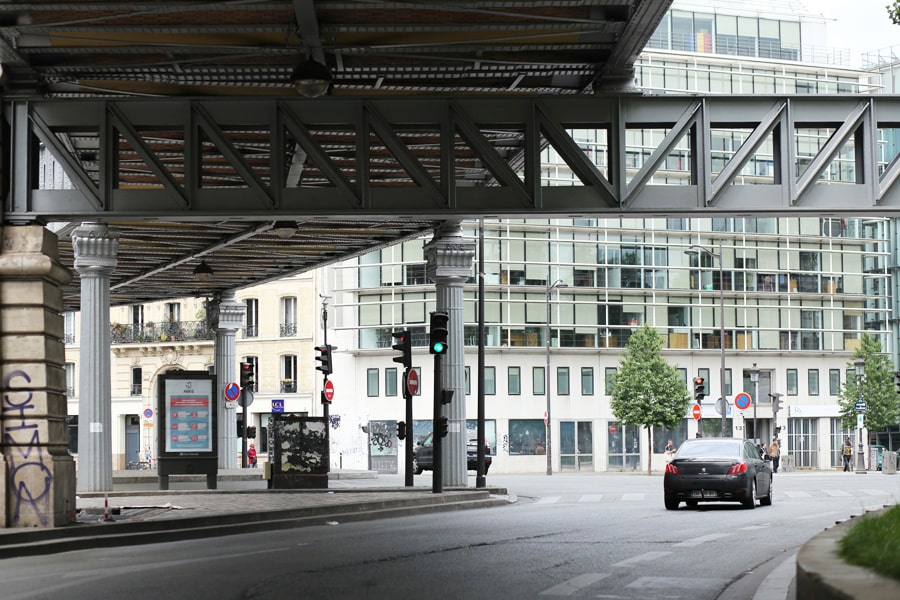 scrittori italiani a parigi architetture città