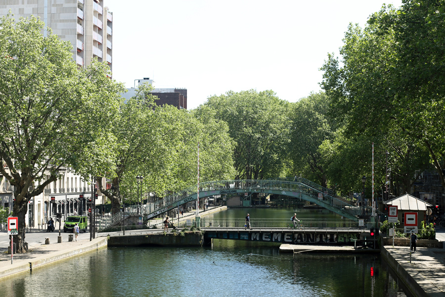 paris canal saint martin parigi