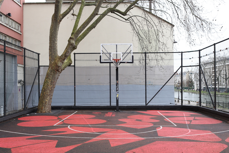 parigi contemporanea fotografia parigi flanerie parigina, campo da basket parigi
